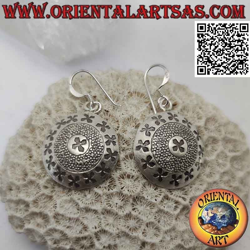 Silver pendant shield earrings with Karen style floral engravings