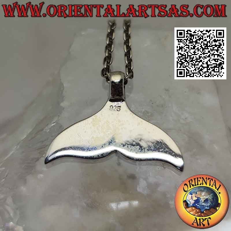 Pendentif queue de baleine plate en argent avec coquillage paua