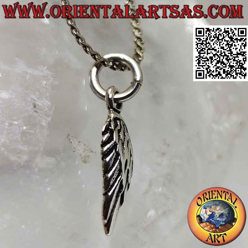 Silver pendant, rounded angel wing (small)