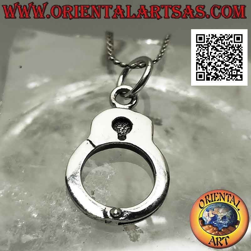 Silver pendant, the handcuff
