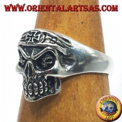 bague en argent, biker crâne avec croix de fer