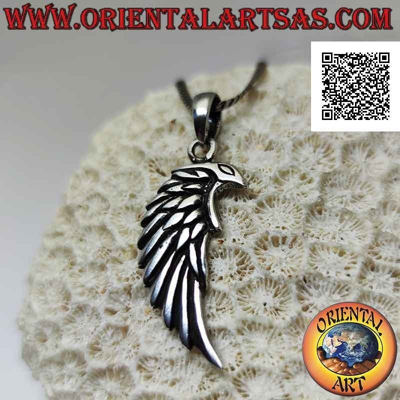 Silver pendant, angel wing with raised wings and engraved eye on top