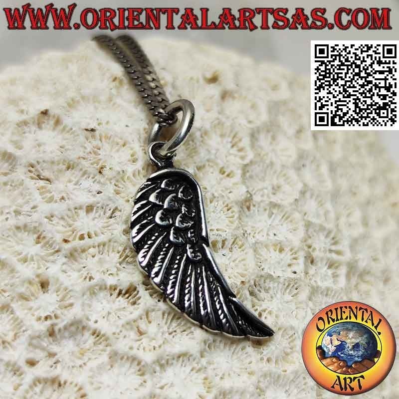 Pendentif en argent, aile d'ange aux ailes en relief arrondies