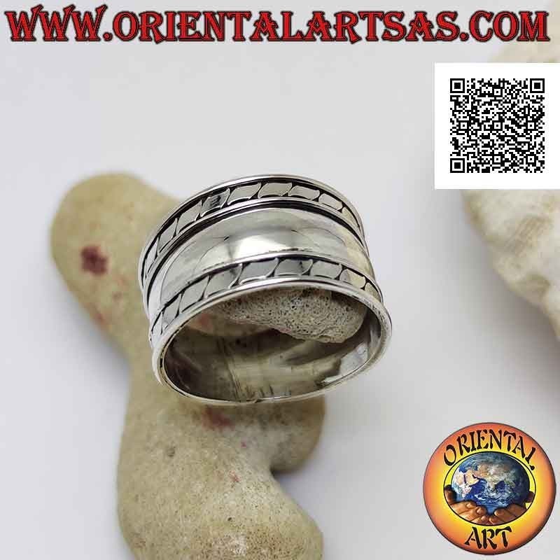 Wide band silver ring with parallel oblique lines engraved on the sides, Bali