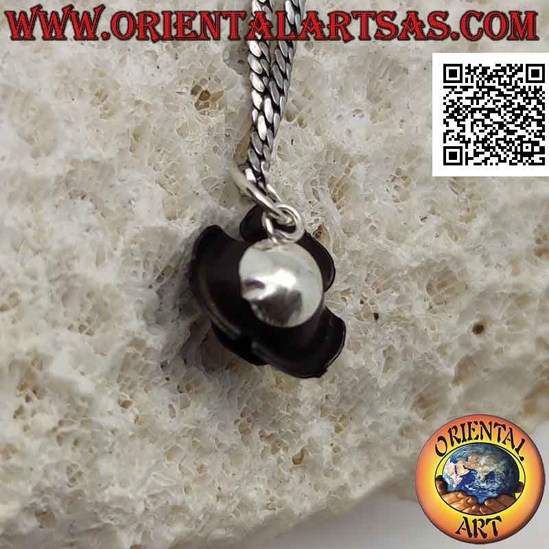 Pendentif en argent en forme de rose émaillée