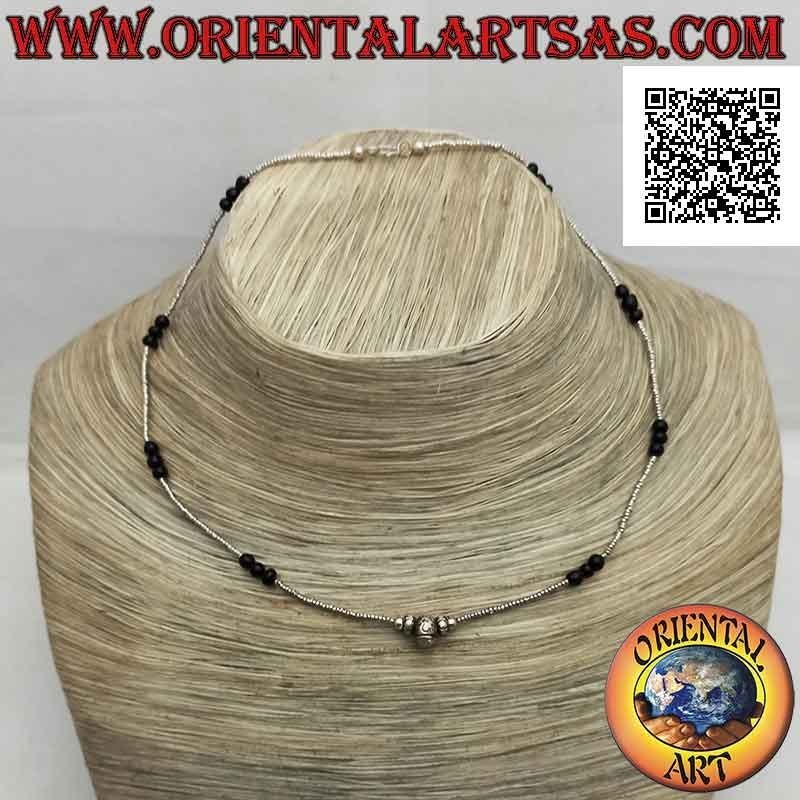 Choker necklace of onyx (tris) and 925 ‰ silver beads strung with central inserts