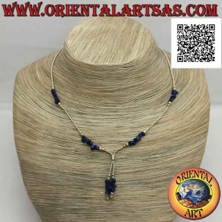 Collana girocollo di perline di argento 925 ‰ e frammenti di lapislazzulo infilati con ciuffetto