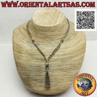 Zweireihige Chokerkette aus rohen Jaderöhren und 925 ‰ Silber mit Rosen und Büscheln bespannt