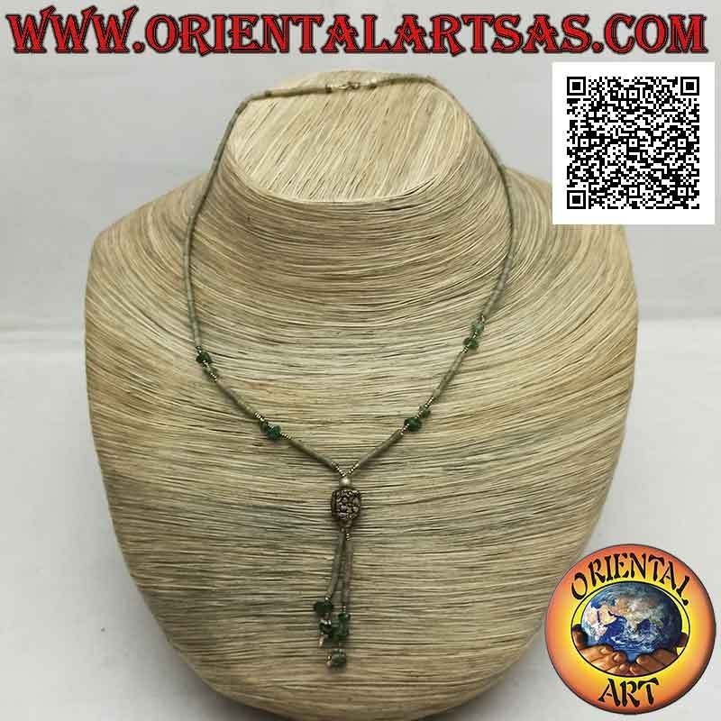 Gargantilla de tubos y fragmentos de jade verde crudo y plata 925 ‰ ensartada con un mechón (paralelepípedo)