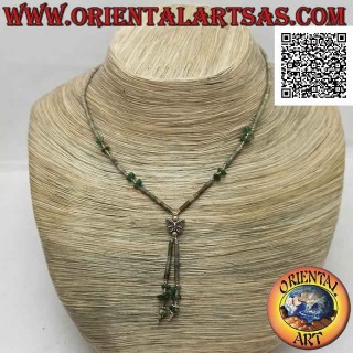 Gargantilla de tubos y fragmentos de jade verde crudo y plata 925 ‰ ensartada con un mechón (mariposa)