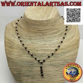 Choker necklace with onyx and 925 ‰ silver beads strung with a pendant thread