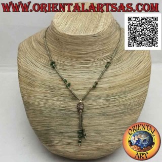 Collana girocollo di tubicini e frammenti di giada verde grezza e argento 925 ‰ infilati con ciuffetto (cilindro)