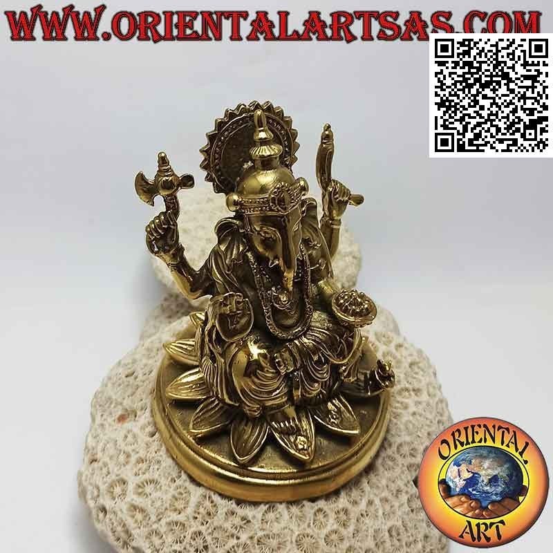 Ganesh Skulptur "der Elefantengott" auf der Lotusblüte sitzend, aus 12 cm vergoldetem Messing