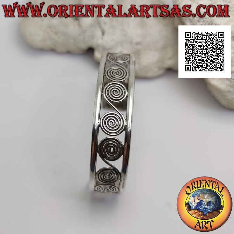 Rigid bracelet in perforated 925 silver, a series of Greek spirals between two smooth lines