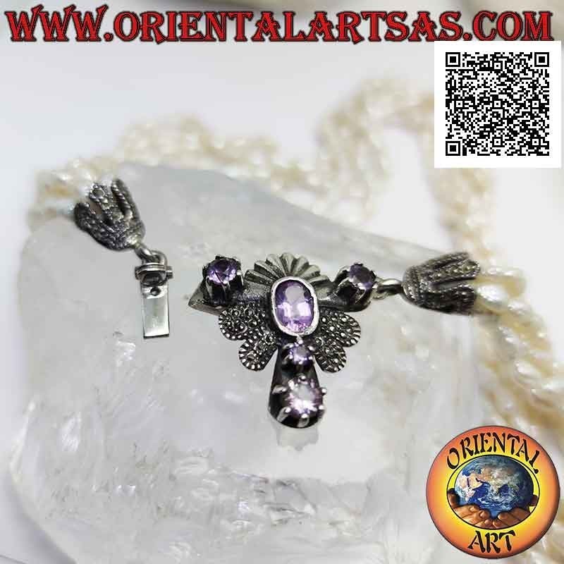 Collana in argento 925 ‰ a 5 fili di perle di fiume e chiusura tempestata di marcassite e ametista