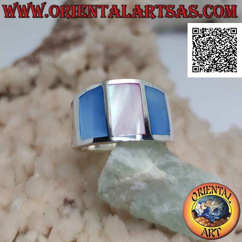 Anello in argento fascia liscia con tre madreperle multicolor incastonata a filo (5)