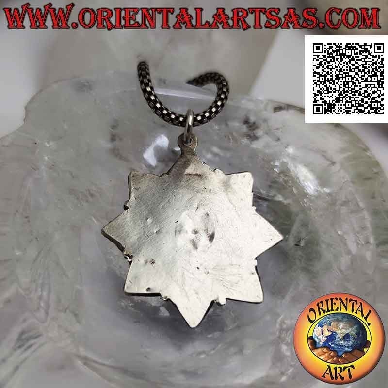Colgante de plata, estrella de ocho puntas con turquesas y corales tibetanos antiguos y decoración de filigrana