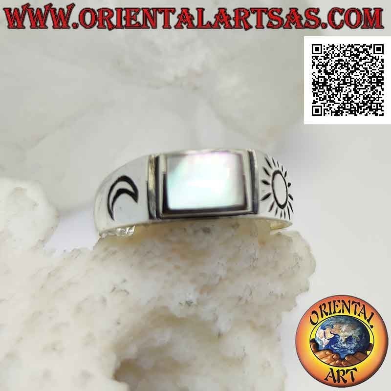 Smooth silver ring with rectangular mother of pearl and sun and moon engraved on the sides