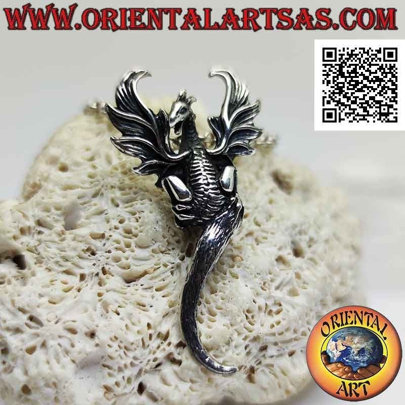 Pendentif en argent, le dragon de la résurrection