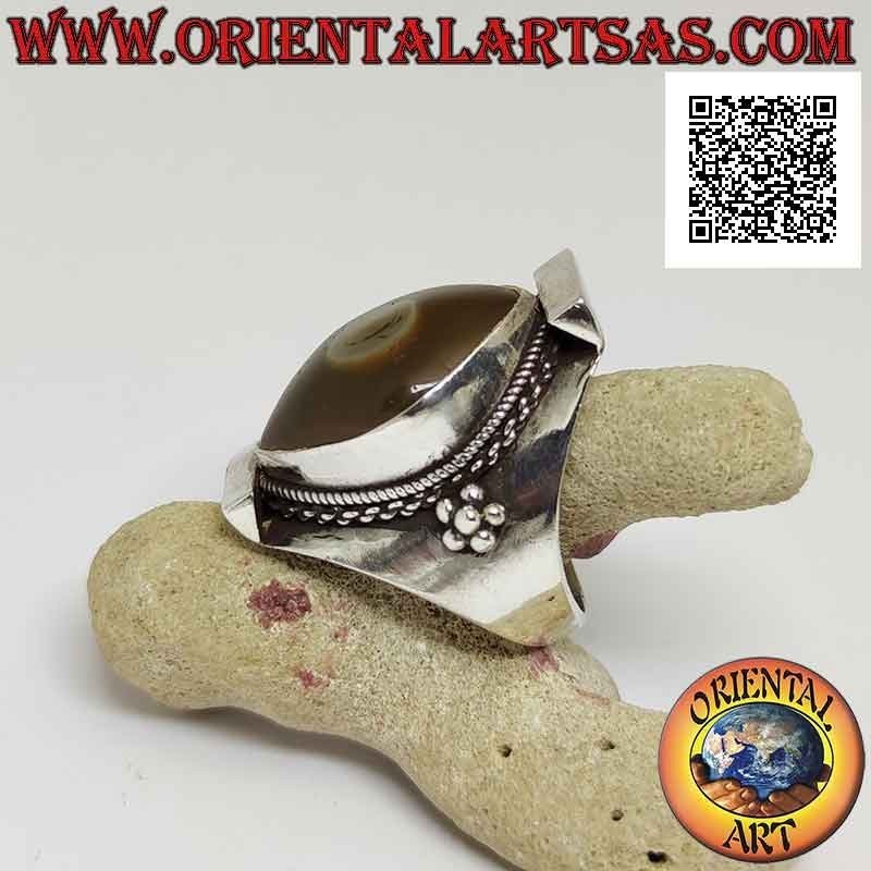 Bague en argent avec agate oeil de Shiva ovale bicolore sur monture népalaise (jaune - blanc)