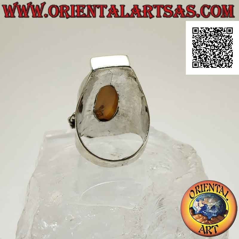 Anillo de plata con ágata ojo de Shiva ovalada de dos tonos en engaste nepalí (amarillo - naranja)