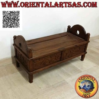 Banc - coffre à décor floral sculpté en bois de teck (peut être ouvert)