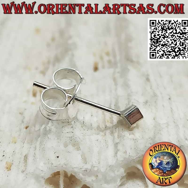 Mini orecchino / puntino da naso in argento, il cubo liscio