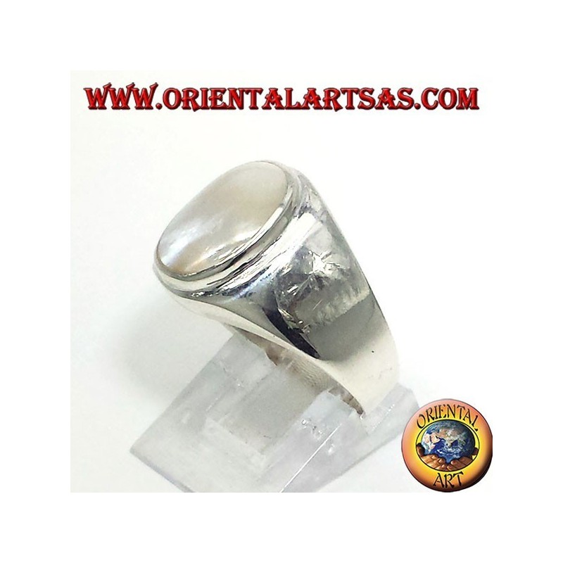 Anello in argento  con Madreperla ovale