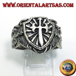 Bague en argent, bouclier médiéval croix épée