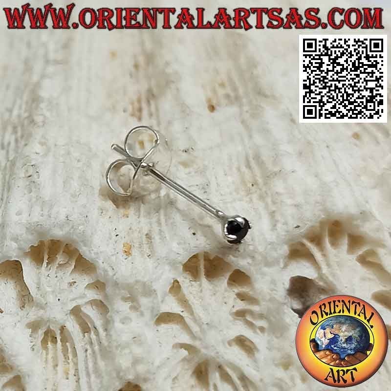 Mini boucle d'oreille en argent, serti zircon noir facetté (rond)