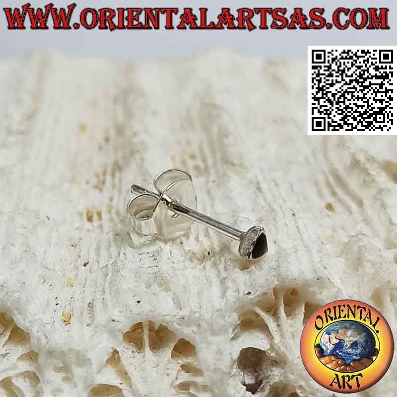 Mini boucle d'oreille / pointe de nez en argent, triangle avec onyx central