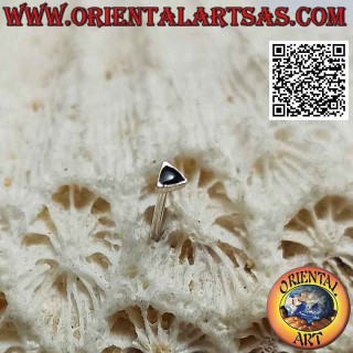 Mini orecchino / puntino da naso in argento, triangolo con onice centrale