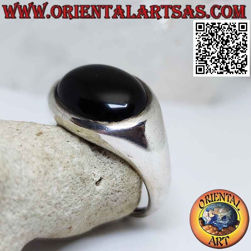 Smooth silver ring with raised cabochon horizontal onyx