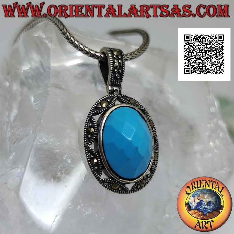 Pendentif en argent avec pâte turquoise ovale facettée entourée d'un rang de marcassite