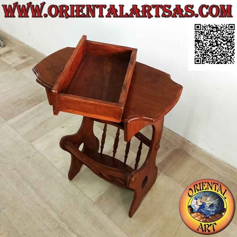 Tavolino da salotto con porta giornali / riviste e cassetto in legno di teak