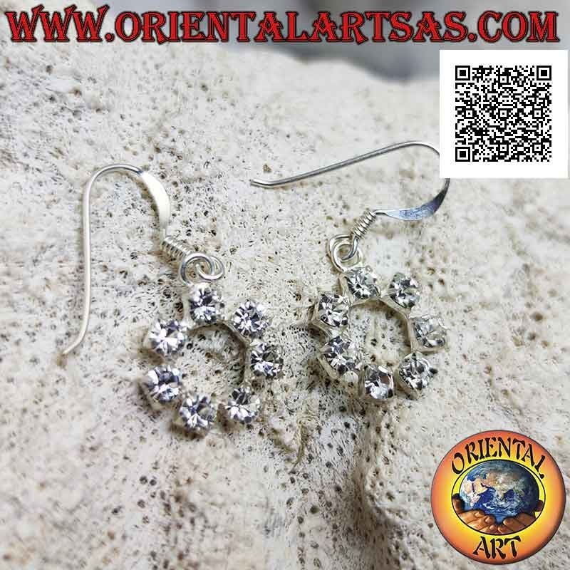 Pendientes de palanca de plata con contorno circular de circonitas blancas