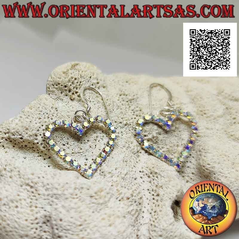 Orecchini in argento a monachella con contorno di cuore di zirconi arcobaleno incastonati