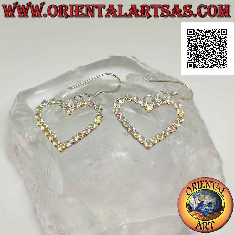 Orecchini in argento a monachella con contorno di cuore di zirconi arcobaleno incastonati