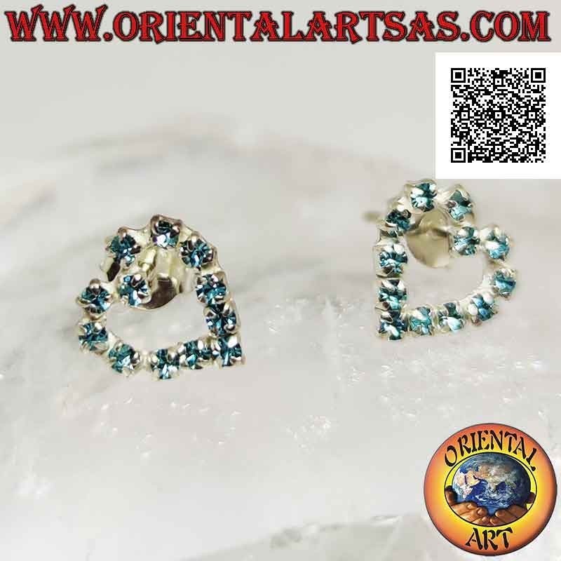 Boucles d'oreilles lobe en argent avec contour coeur d'oxydes de zirconium bleu clair (petit)