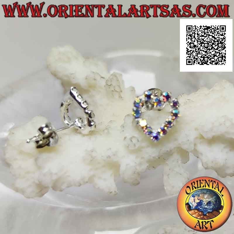 Boucles d'oreilles lobe en argent avec contour coeur d'un ensemble de zircons cubiques arc-en-ciel (petit)