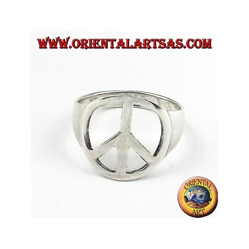 anillo de plata atravesado, símbolo de la paz