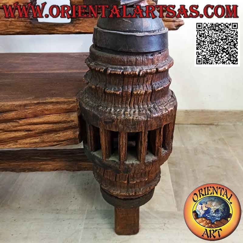 Banco macizo de tres plazas en madera de teca antigua reciclada de vehículos agrícolas (de Birmania)