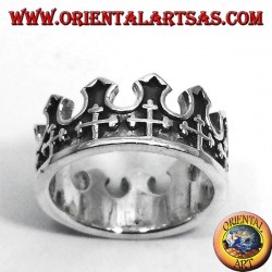 Silver ring of the King crown