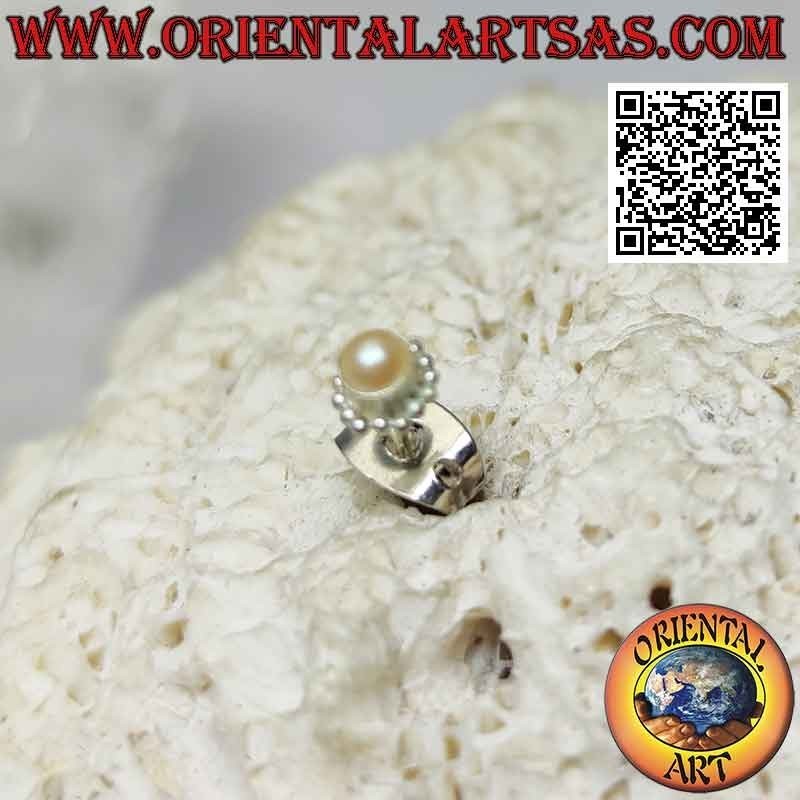 Mini boucle d'oreille en argent, la perle sur une monture à pois