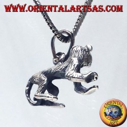 pendentif en argent, le singe en trois dimensions