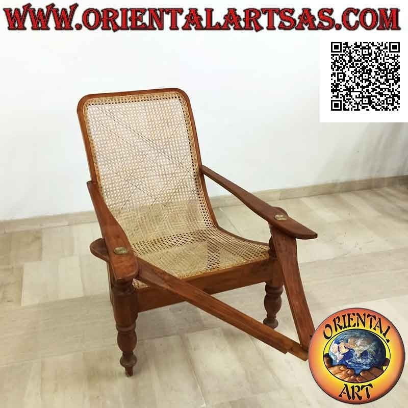 Antica Poltrona / Chaise Longue in stile coloniale in legno di teak e paglia di Vienna