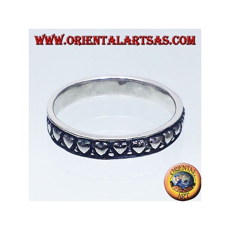anillo de plata, anillo de boda con corazones tallados