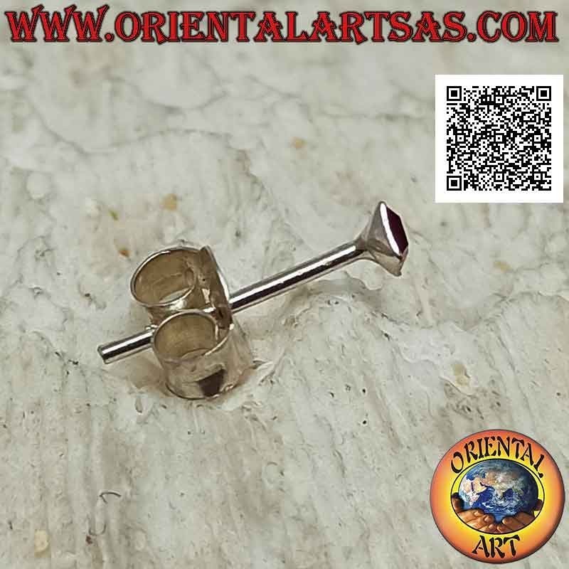 Mini boucle d'oreille / clou de nez en argent, carré avec zircon de couleur facetté (2 mm) (b)