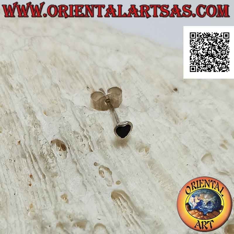 Mini orecchino / puntino da naso in argento, cuore con pietra a filo bordo (4 mm)