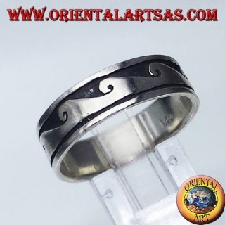 silver ring with wave record low relief